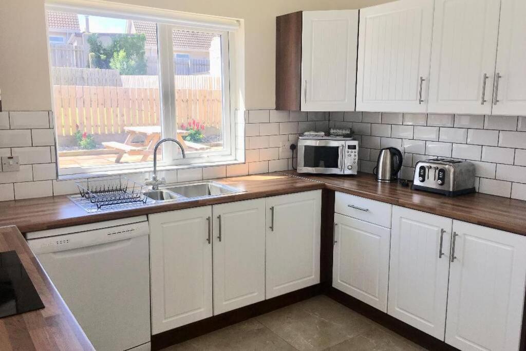 Coffee Cottage Portrush Holiday Home Self Catering Exteriör bild